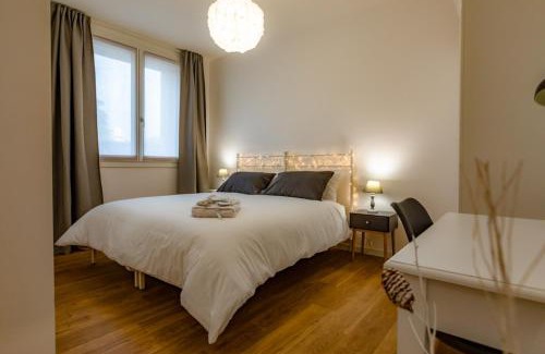 Besnate Lit Et Petit-Déjeuner | B&B Quattro Stagioni Charme and Wellness