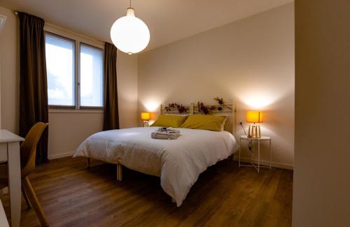 Besnate Lit Et Petit-Déjeuner | B&B Quattro Stagioni Charme and Wellness