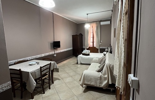 Iglesias Historic Centre Appartement | B & b Su Maimoni (sala icnusa) Iglesias