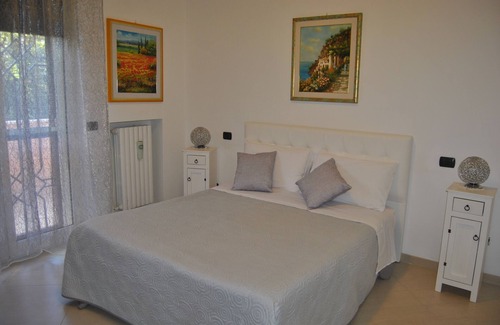 Municipio 5 Lit Et Petit-Déjeuner | B & b Villa Aurora Bari - à deux pas de l'aéroport et de la mairie de la mer