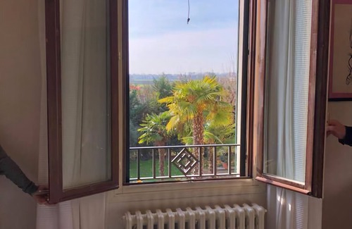 Carpi Lit Et Petit-Déjeuner | B&B Villa delle Palme