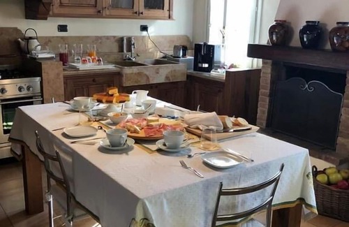 Carpi Lit Et Petit-Déjeuner | B&B Villa delle Palme