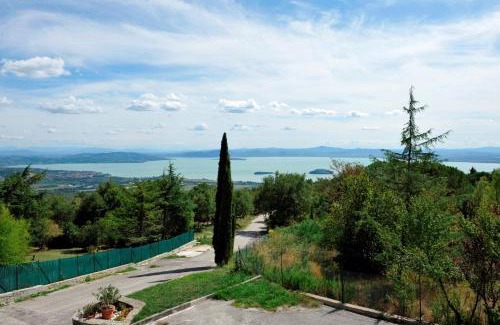 Tuoro sul Trasimeno Maison | B&B Villa Sensi