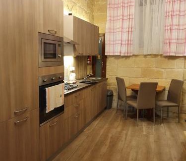 Ghaxaq Maison | B&S Accommodation Renovated 18 Century House of Character Ghaxaq, Malta