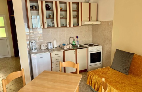 Lipci Appartement | Villa Radonic Unit B - Vues imprenables, emplacement idéal, front de mer, parking