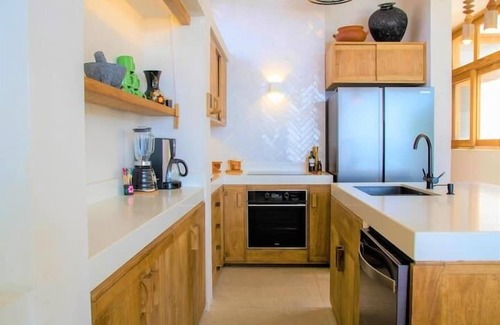 Hidalgo Maison | B2 King Size Bed, Luxury Amenities, Private Pool