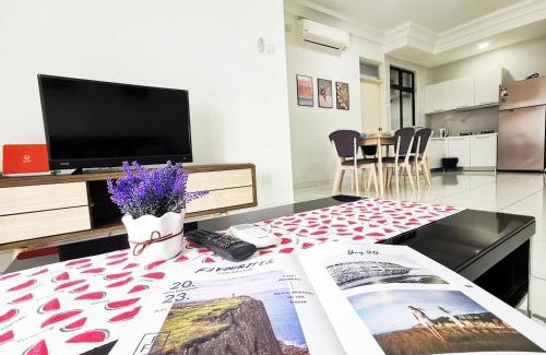 Taman Bukit Mewah Appartement | B2510 Paradigm mall 2BR 6Pax Wifi Tvbox NETFLIX! Prime Area The Platino By STAY