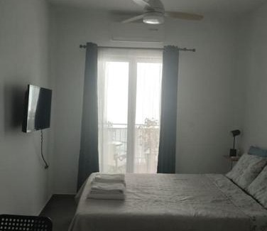 Aigio Appartement | B3 - The colorful one