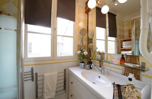 3rd Arrondissement Appartement | B3G Shining