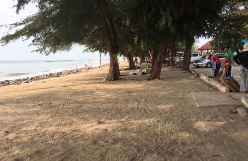 Hat Chao Samran Maison | Baan Khun Nong