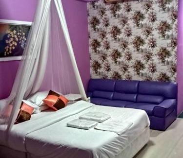 Arun Amarin Auberge | Baan Sood Soi Residence 1 บ้านสุดซอย เรซิเด้นท์ 1