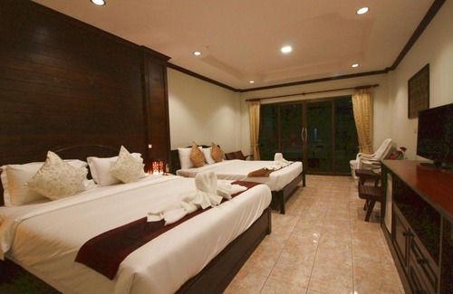Nanai Road Hôtel | Baan Veerakit Hotel