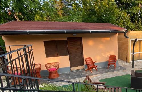 Balatonakarattya Maison | Babér Apartmanház Balatonakarattya