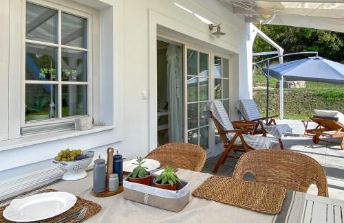 Balatonhenye Villa | Babérkert Villaház Balatonhenyén