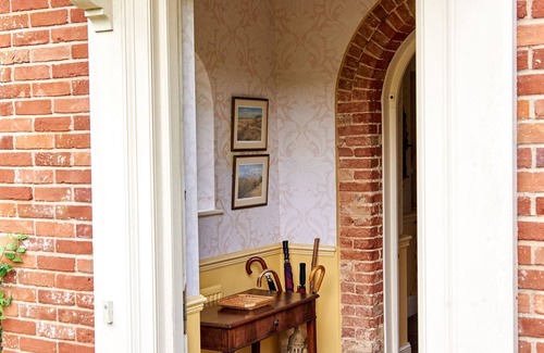 Fakenham Maison | Babies in travel cots not included in the capacity totals