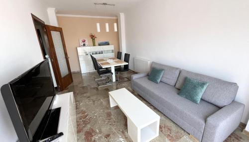 Santa Coloma de Cervello Appartement | Babu Home Bcn - Welcoming, Peaceful, 20 min airport drive, Easy street parking, 70m2