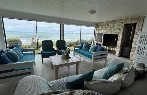 Witsand Maison | Baby Whale Bliss - Beachfront House