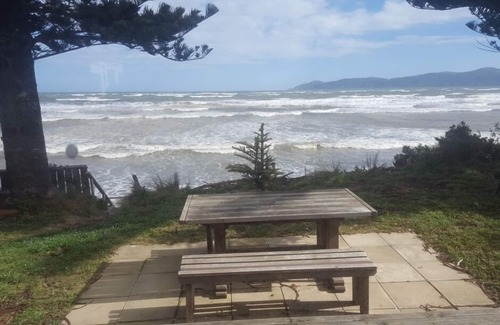 Raumati Beach Maison | Bach251 front de mer absolue
