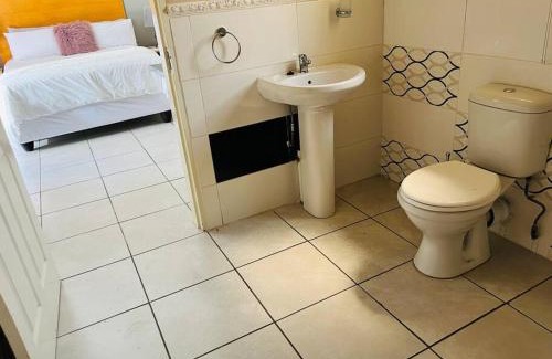 Rustenburg Appartement | Bachelor suite in Rustenburg