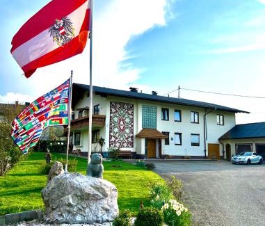 Schoerfling am Attersee Appartement | BacherlHouse - Apt Schönbach