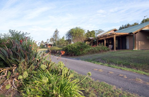 Back Forest Cottage | Retour Forest Retreat Sunset Cottage