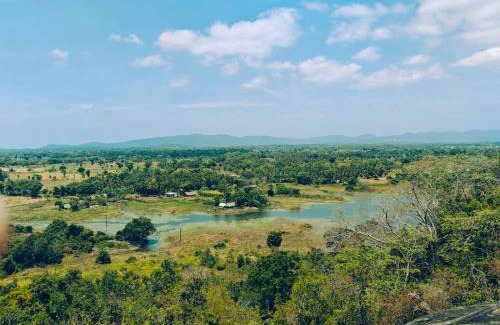 Sigiriya Hôtel | Back Of lake Resort And Restaurant