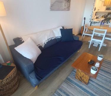 Shoal Bay Maison | Backpackers Waterfront Stay at Shoal Bay Stayz with Dave Stays