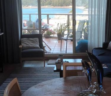 Shoal Bay Maison | Backpackers Waterfront Stay at Shoal Bay Stayz with Dave Stays