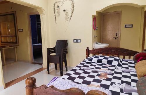 Kamalapur Maison | Backpacking hampi