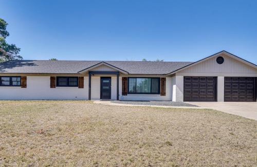 Midland Maison | Backyard and Game Room! Home in Heart of Midland