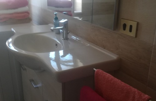 Badolato Marina Appartement | Badolato Marina apartment in a quiet area surrounded by greenery