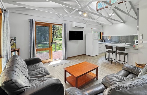 Halls Gap Maison | Gîte de vacances Bagara avec feu de bois dans le cadre de Halls Gap Bush