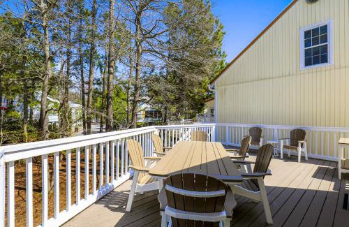 Bethany Beach Maison | Bahamas Beach Cottages - 641 Sandy Point