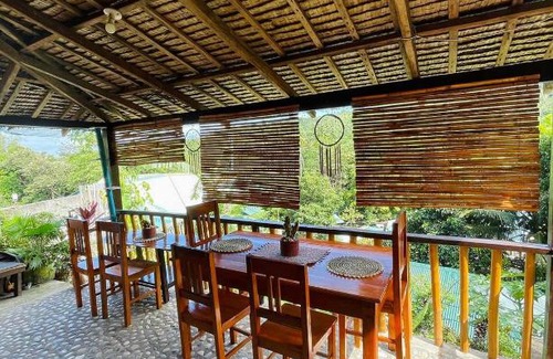 Puerto Galera Lit Et Petit-Déjeuner | Bahay Luntian Guest House