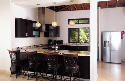 Santa Ana Maison | Bahia Breeze 3 BR Nature Sanctuary with pool in the Pearl Islands b