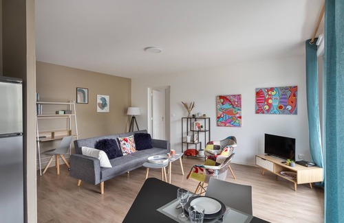Francisco-Ferrer - Vern Appartement | Bahibé - Appartement 1 chambre avec balcon et parking, au calme, proche gare