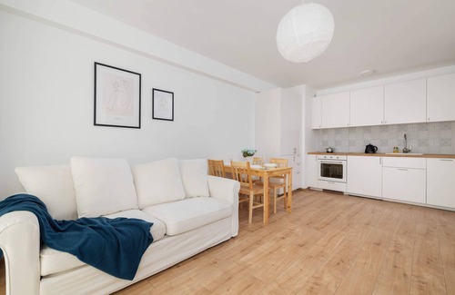 Katowice Appartement | Baildona 18C | Bright Apartment | Balcony, Parking