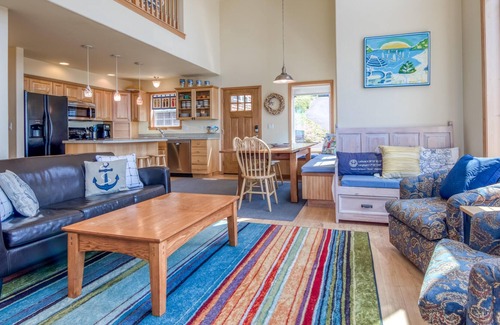 Roads End Maison | Bainbridge House