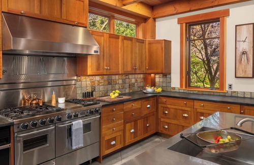Rollingbay Appartement | Bainbridge Is waterfront lodge w private beach access and extensive amenities