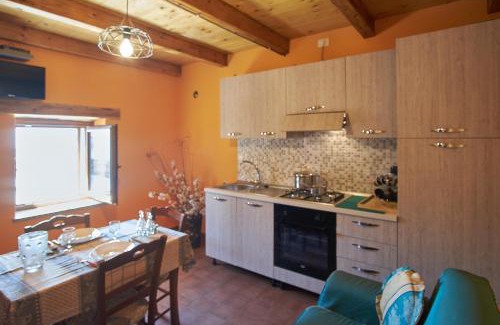 Intragna Maison | Baita Michele con Terrazzo e bellissima Vista Lago x 4 Persone