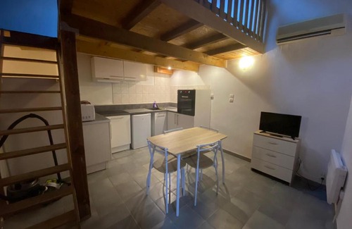 Baixas Appartement | Baixas R2 - 1 chambre avec mezzanine ouverte sur communs