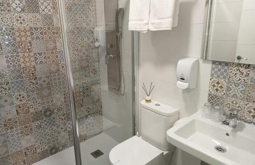 Sarria Maison | Baixo a Lua Rooming