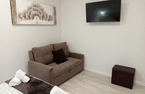 Sarria Maison | Baixo a Lua Rooming