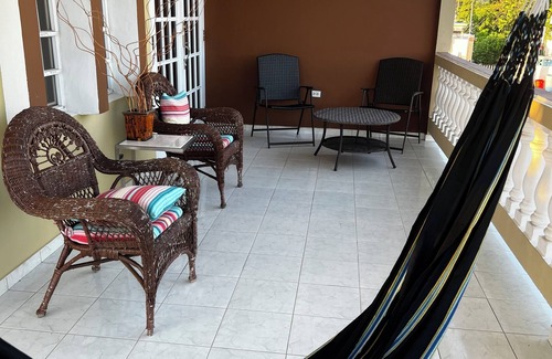 Algarrobo Maison | Spacious House with Lagoon View 5 minutes from Beach