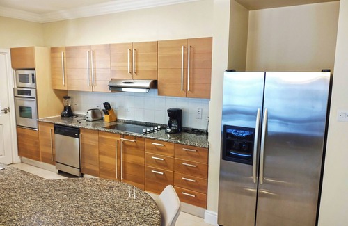 Halcyon Heights Maison | Townhome near amenities in West Coast area