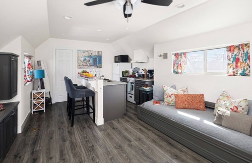 Baker Appartement | Baker Studio-Fast WiFi, Kitchen, W/D