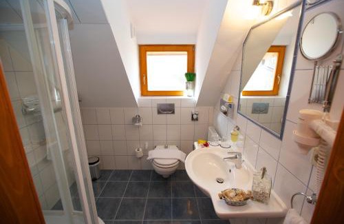 Zirc Station Balnéaire | Bakony Resort - a Felnőttbarát Hotel - Szarvaskút Vendégpark