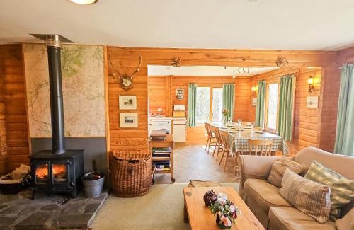 Kingussie Maison | Balbeag Cottage
