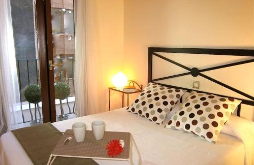 Prosperidad Appartement | Balcón con luz natural