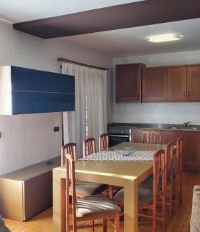 Fiscal Maison | Balcón de la Peña Cancias